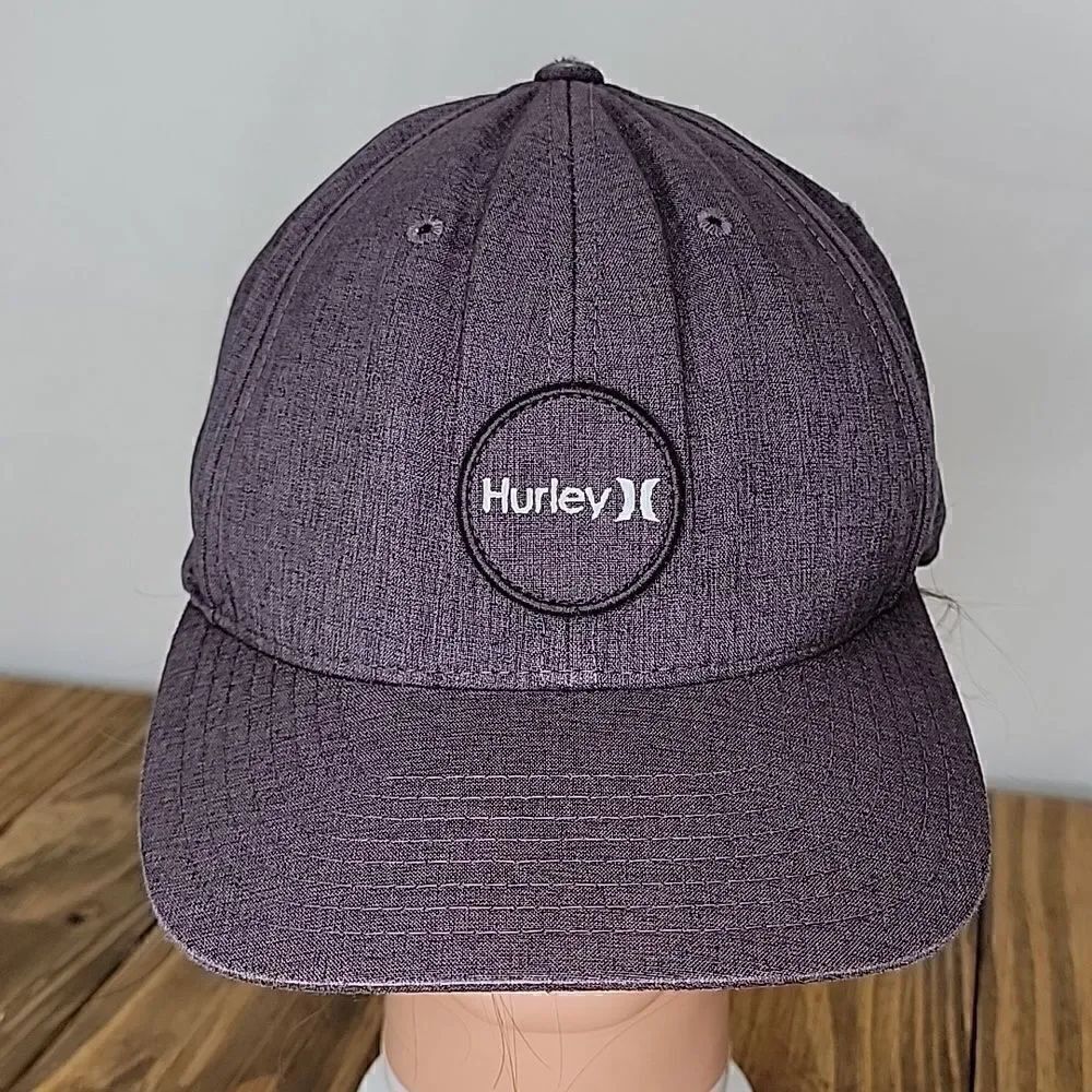 Hurley. Baseball Hat. Gray. Size L/XL.